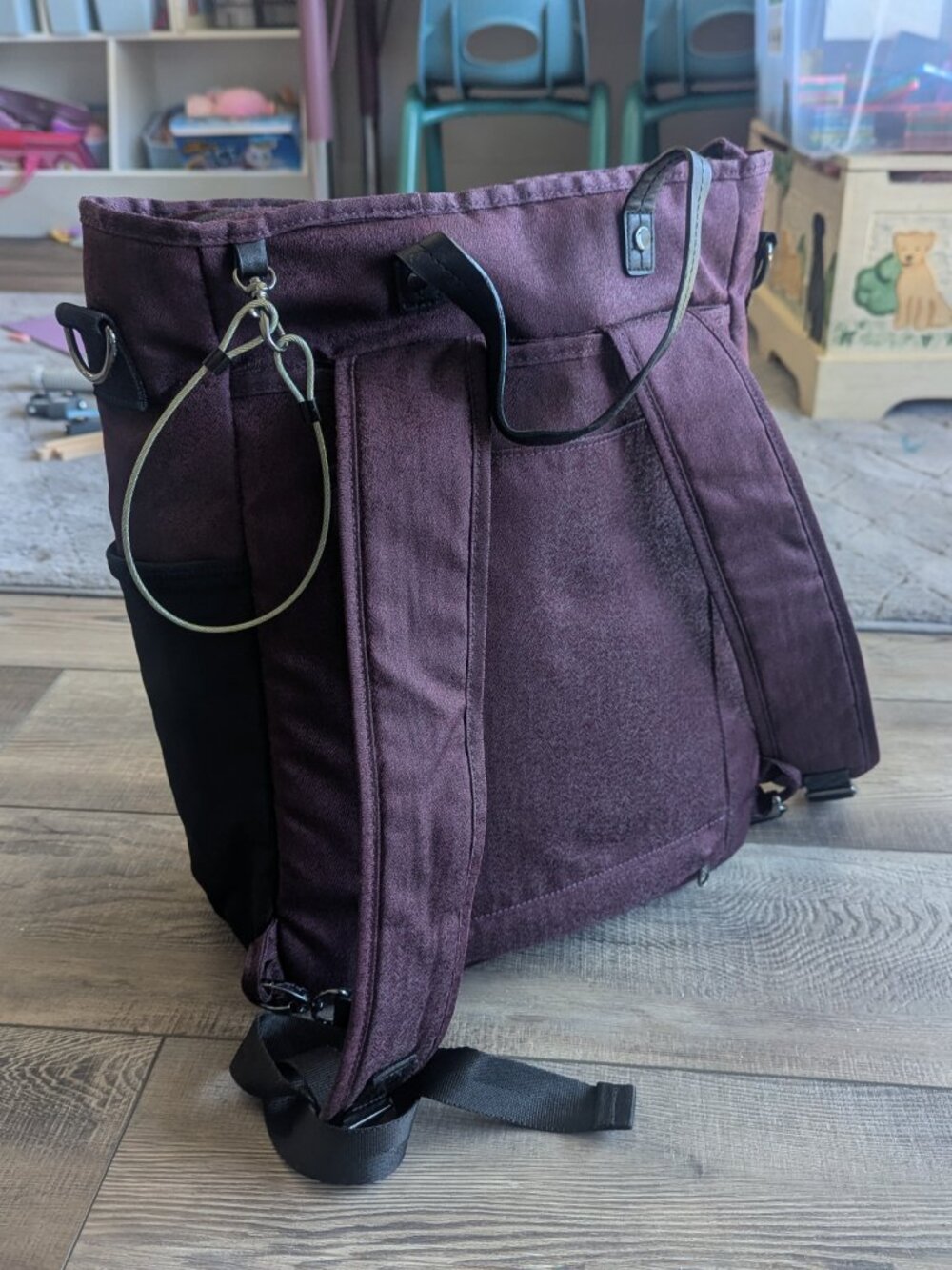 Sherpani Sojourn Travel Anti Slash Convertible Tote Backpack Purple Black - Picture 6 of 16